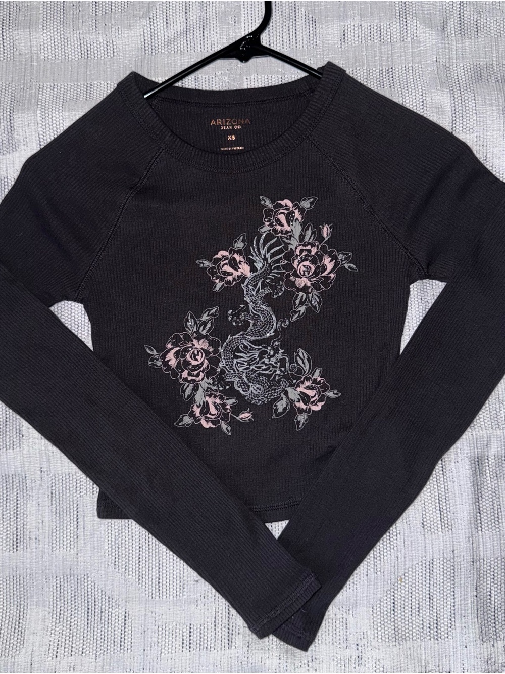 Arizona Black Ribbed Dragon Floral Crop Top XS